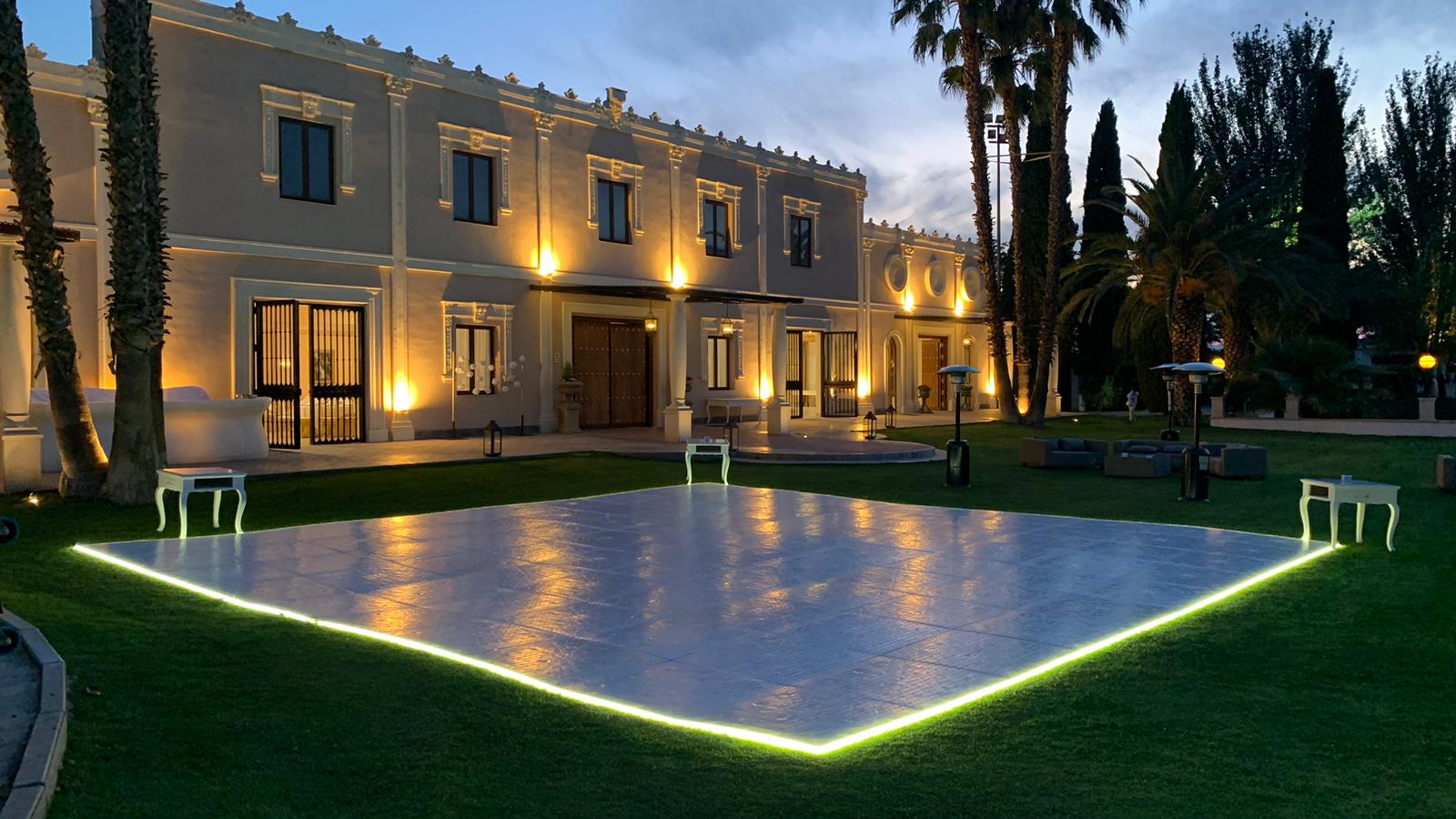 Alquiler de pista de baile para bodas y eventos